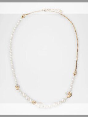 McQueen NWT Pearly Skull Necklace (ORIG. $650) COLOR=PEARL